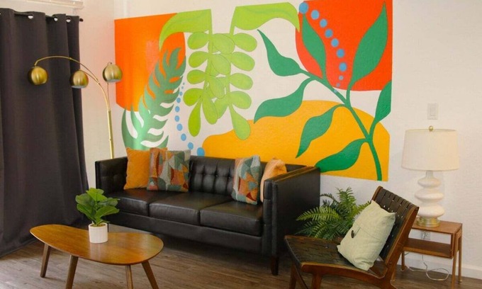 Arts District Casa | Loft 2 Cheerful Mid-Century - Walk to Old Town!