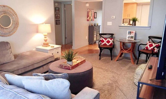 Clarksville Condominio | Loft #304 (540 N 2nd St)