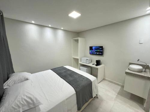 Muquicaba Apartamento | Loft 305A com Ar Condicionado no Bairro Muquiçaba, bem localizado para negócios e fácil acesso para todas as praias e montanhas da cidade - sem vaga de garagem
