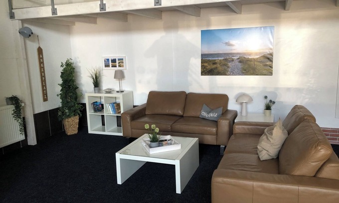 Bad Zwischenahn Apartamento | Loft apartment for up to 5 people, lots of space and freedom, 3 bedrooms, mod. design