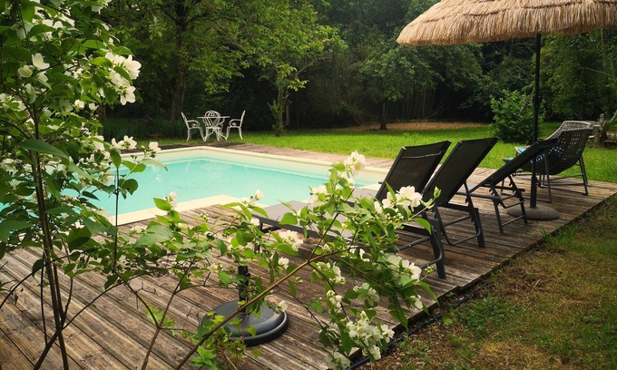 Lalinde Casa | Loft Atypique Jolie Piscine Jardin