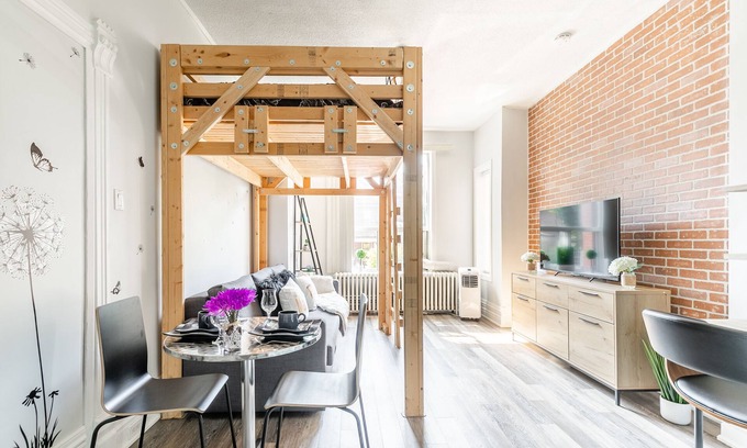 Parkdale Apartamento | Loft Bed Sun-Filled High Ceiling Boutique Studio Downtown