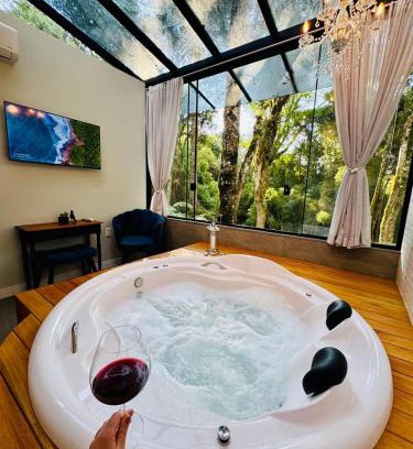 Carniel Casa | Loft com Piscina Aquecida