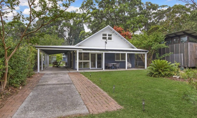 Pearl Beach Casa | Loft Cottage - Pet Friendly & WIFI