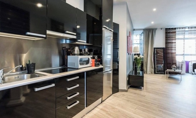 Justicia Apartamento | Loft en el centro de Madrid tranquilo;calefacción,desayuno gratuito y gimnasio