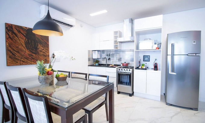 Alto de Pinheiros Apartamento | Loft moderno com AC na Praça Pôr do Sol