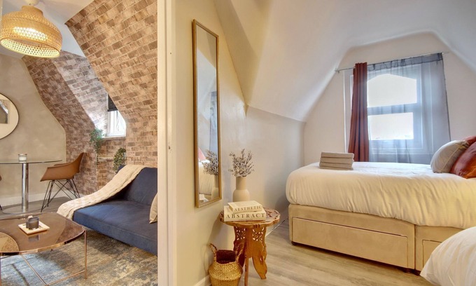 Southsea Apartamento | Loft on the Common- Near Southsea Beach