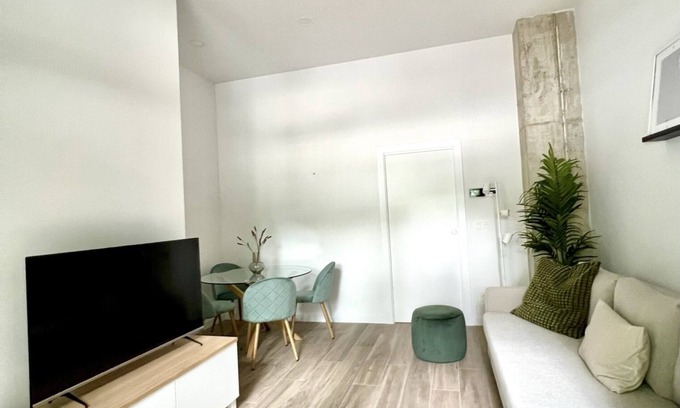 Rochapea Apartamento | Loft Rio Arga. Comfort and style 5 minutes from downtown. New!