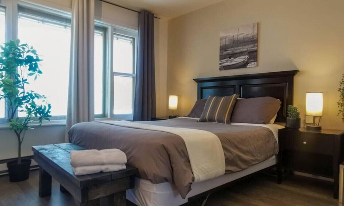 Ste Anne de Beaupre Apartamento | Loft River and Mountains 14