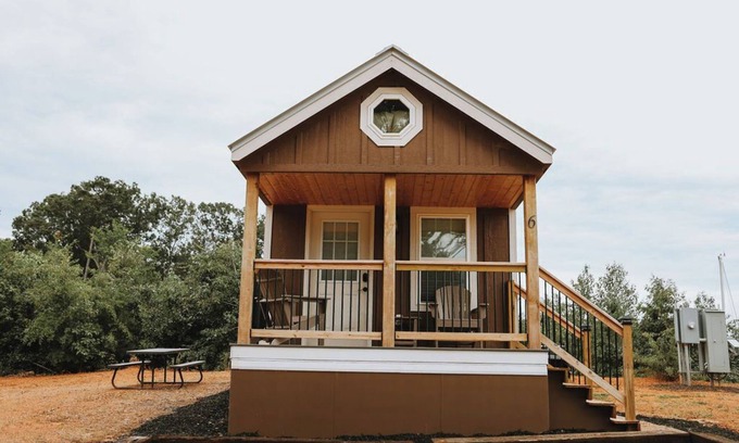 Dewy Rose Cabina | Loft Style Tiny Cabin - #4