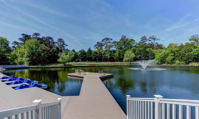 Sea Scape Complejo | Loft Suite w/ Indoor Resort Waterpark & Largest Outdoor Pool in the Outer Banks