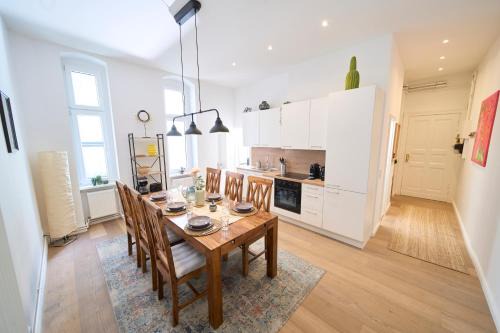 Charlottenburg Apartamento | Loftly Kant99 - Zentral - 90m2 - Self Check-In - 300 Mbit