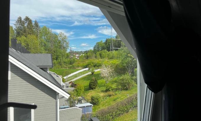 Alna Casa | Loftroom in townhouse Oslo 1 singel bed 1 double bed