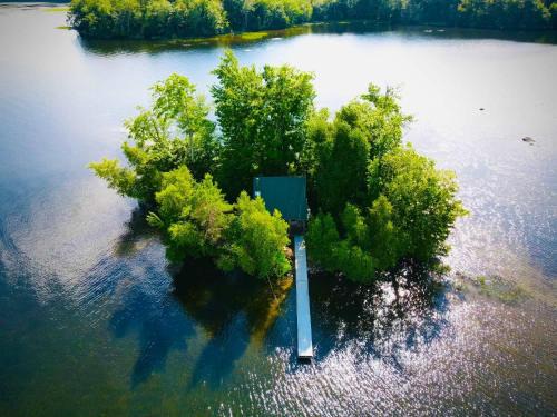 Monmouth Casa | Log Cabin at Naughty Dog Private Island