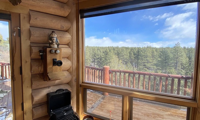 Durango - Purgatory Casa | Log cabin estate-hot tub, sauna privacy views close to town yet far enough away