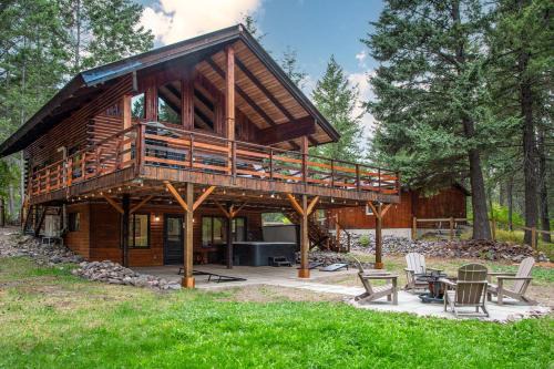 Bigfork Casa | Log Cabin Lookout