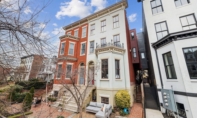 Bloomingdale Apartamento | Logan Circle Location! 1BR with laundry/AC/kitchen