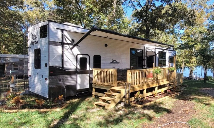 Lincoln Apartamento | Logan Martin Lake Bungalow