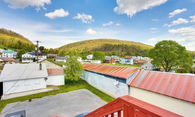 Loganton Casa | Loganton Townhome, Near Fly Fishing & Hiking!