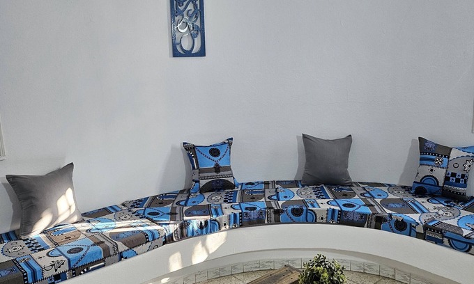Mezraia Apartamento | Logement 2 Chambres Entièrement Rénové et Équipé, Proche de la Plage