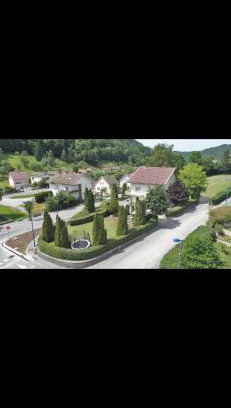Moirans-en-Montagne Apartamento | Logement au calme dans une maison.