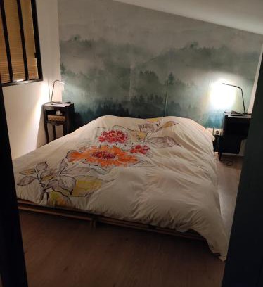Charmes-sur-Rhone Apartamento | Logement cosy Sous Les Toits