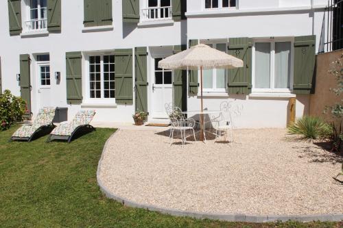 Houlbec-Cocherel Cama Y Desayuno | Logement de charme & accès boutique brocante