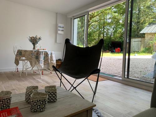 La Chapelle-sur-Erdre Apartamento | Logement T2 et Véritable écrin de verdure en ville