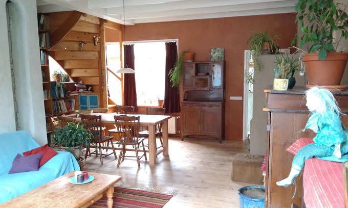 Abdij Casa | Logies de Zeeuwse Klei, a cozy 1930s house