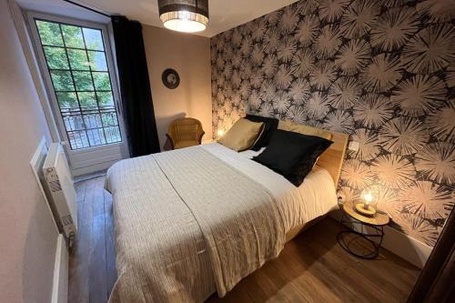 Saint-Sernin-du-Plain Apartamento | Logis du Mont