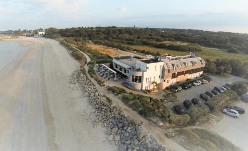 Larmor-Plage Hotel | Logis Hôtel & Restaurant LES MOUETTES - Larmor Plage, Proche de LORIENT