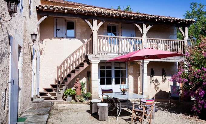 Montagnac-la-Crempse Cama Y Desayuno | Logis Saint Martin