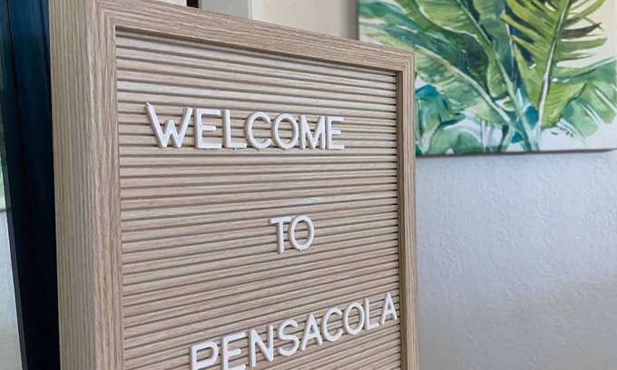 Southeast Pensacola Cabaña | Lola's Bungalow w/Pool