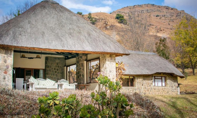 Imbabazane Casa | Lolambazo Country House & Cottage - Giants Castle Drakensberg
