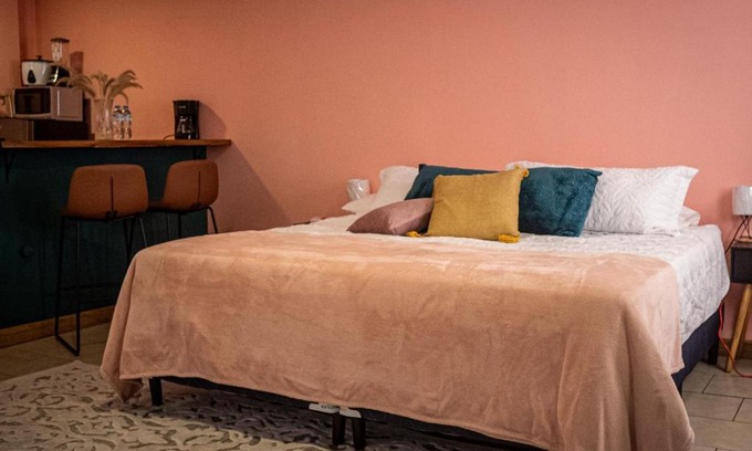 Barrio Chino Casa | Lolas Hostal Apartamento Equipado