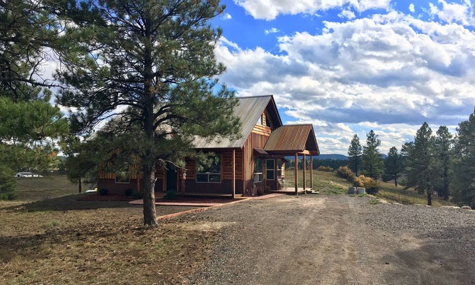 Pagosa Springs Cabina | Loma Ponderosa - Cabaña de cedro de lujo en 3 acres privados