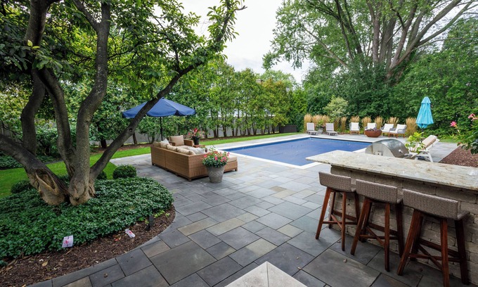 Allouez Casa | Lombardi View: Green Bay NFL Draft Rental