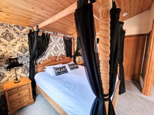 Kelty Chalet De Esquí | Lomond 2 with Private Hot Tub - Fife - Loch Leven - Lomond Hills