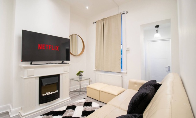 Lansbury Apartamento | London Apt - Sleeps 4 - Parking - Wifi