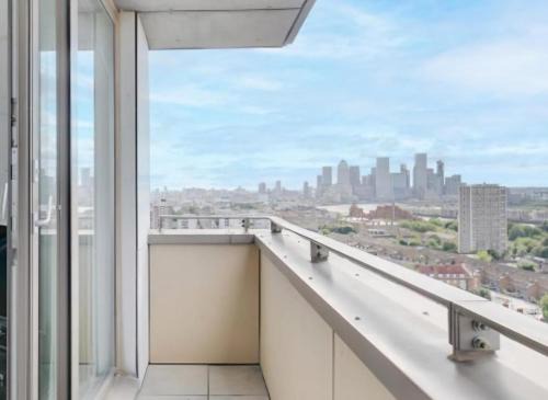 Shadwell Apartamento | London City View Apartment, short walk to Tower Bridge, Free Parking