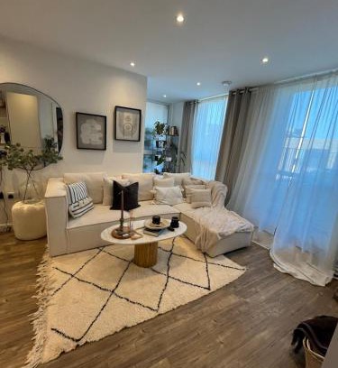 Alperton Apartamento | London Penthouse Apartment with stunning views
