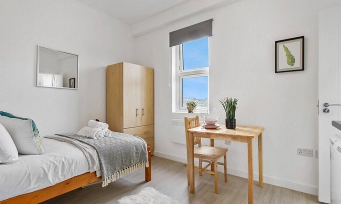 Dormers Wells Apartamento | London Studio 4 Short Stay