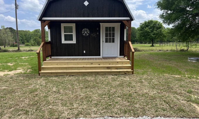 Maud Cabina | Lone Star Cabin