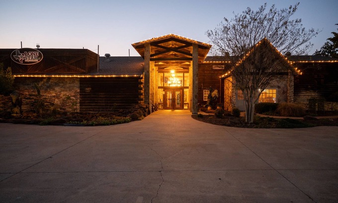 Pilot Point Casa | Lone Star Lodge and Marina