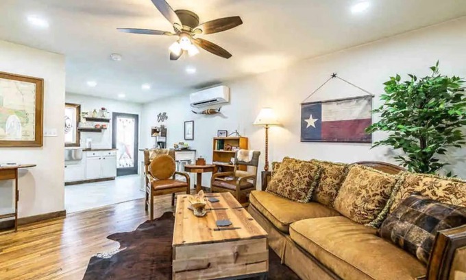 Lubbock Casa | Lone Star Suite: Rustic Luxe, 2 King Beds, Fireplace, Full Kitchen, courtyard