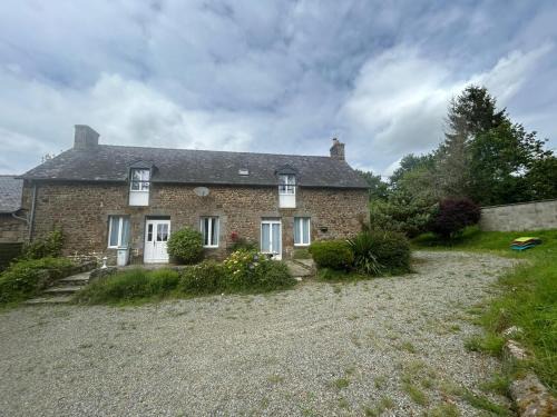 Combourg Casa | Longère brz