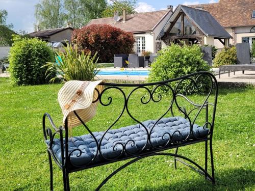 Bailleau-l'Eveque Casa | Longère rénovée avec piscine, spa et hammam aux portes de Chartres, pour 12 personnes - FR-1-581-128