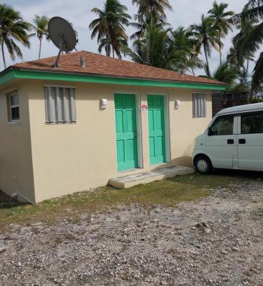South Andros Apartamento | Long Bay, Beach House
