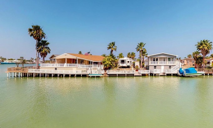Port Isabel Casa | Long Island Village Unit 347