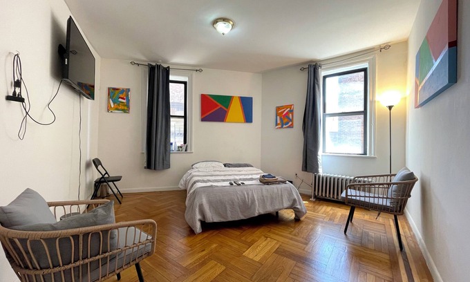 Highbridge Apartamento | Long-Term, 2-Bedroom Apartment in the Bronx, Near Yankee Stadium & Pet-Friendly.